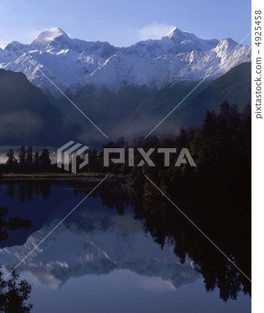 Matheson Lake, Mount Cook and Mount Tasman 4925458