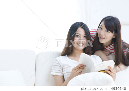 年輕的女士(閱讀) 年輕的女士(閱讀) 4930140