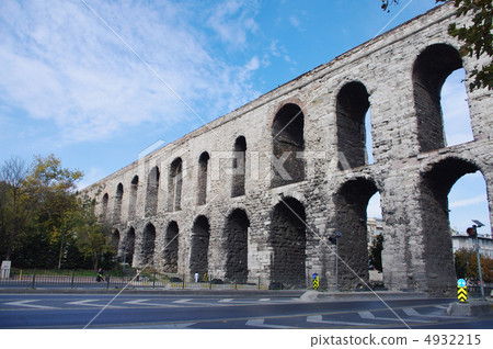 Valence aqueduct in Turkey / Istanbul 4932215