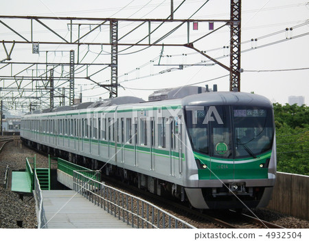 Chiyoda Line 16000 Series Kameari Station 4932504