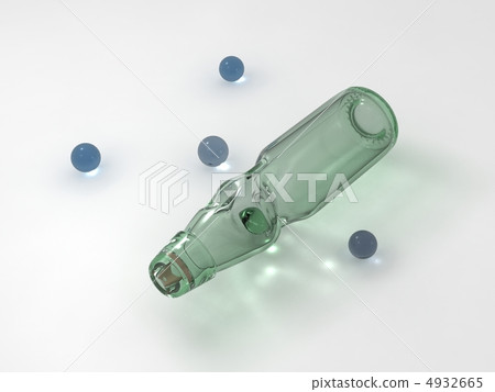 Ramune瓶和大理石 4932665