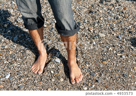 pair of men's feet pair of men's feet 4933573