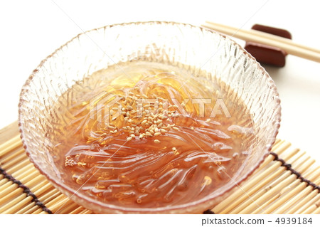 Healthy dessert in summer 4939184