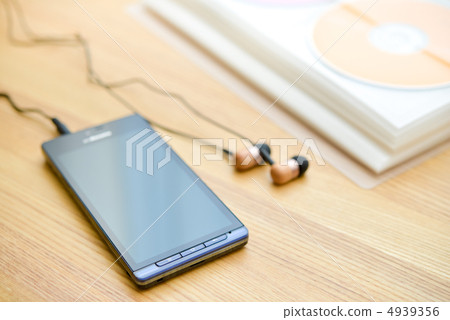 智能手機上的音樂 智能手機上的音樂 4939356