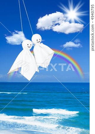 The sea of the rainy season and the buddy 4940795