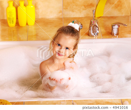 Kid washing in bath. Kid washing in bath. 4941016