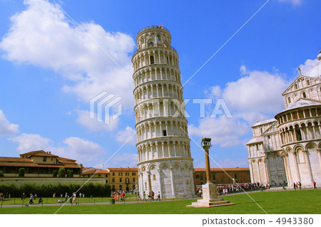 Leaning tower of Pisa 4943380