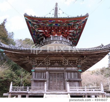 Shikoku Buddhist No. 8 Buddhist temple "Kumagaya-ji" Towa Tower (Shikoku's largest oldest) 4944607