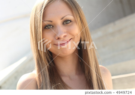 Young woman outdoors portrait Young woman outdoors portrait 4949724