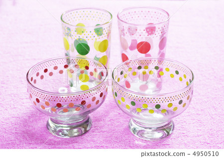 kitchen supplies, glass tableware, four items 4950510