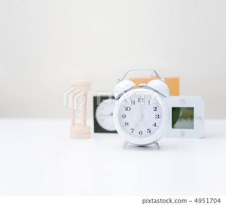 Multiple watches 4951704