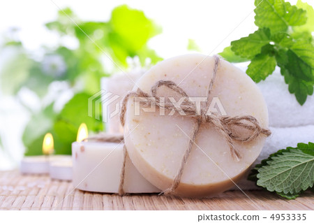 肥皂和草藥 4953335