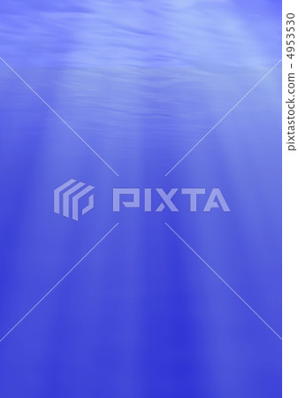 Beams of the sun underwater - vertical Beams of the sun underwater - vertical 4953530