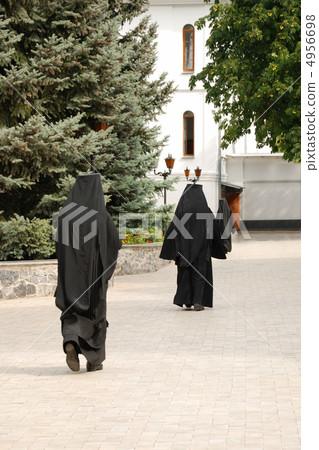 The three running monk 4956698