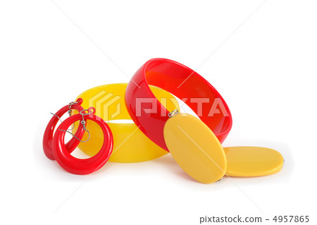 Costume Jewelry 4957865