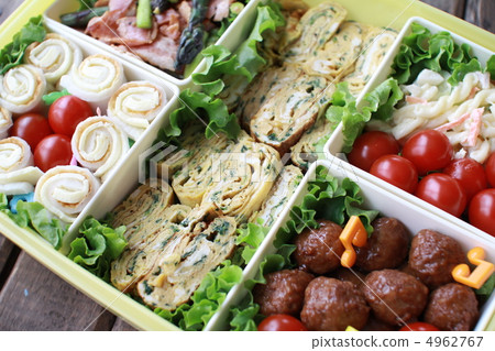 Homemade bento side dishes made in large quantities for a large event Homemade bento side dishes made in large quantities for a large event 4962767
