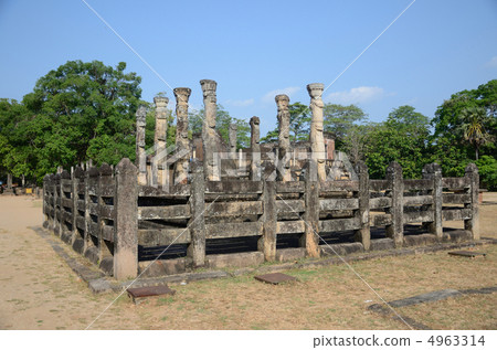 Polonnaruwa的Rutter Mandapa Polonnaruwa的Rutter Mandapa 4963314