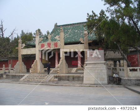 Shandong provincial capital Temple 4972024