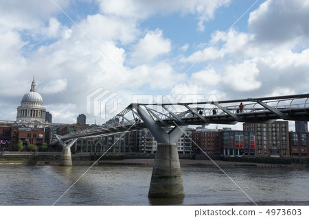 Millennium Bridge Millennium Bridge 4973603