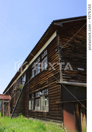 木製學校建築 4976168