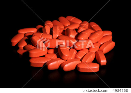 batch of red pills 4984368