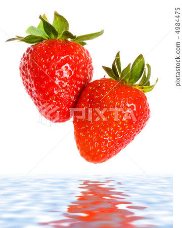 fresh ripe strawberries falling in water 4984475