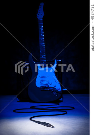 come out and play 4984751