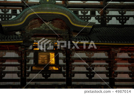 Great statue 4987014