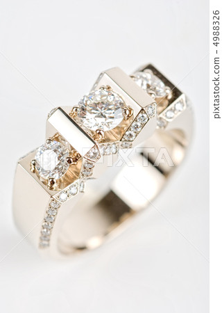 Ring Ring 4988326