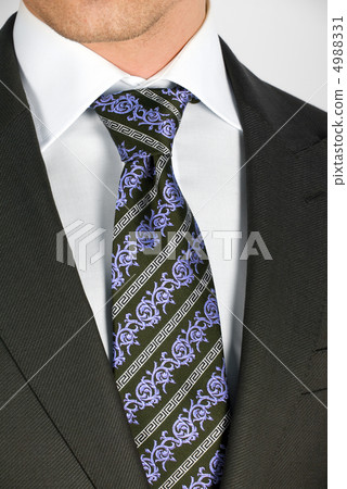 closeup businessman suit 4988331