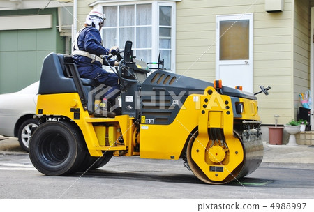 住宅區鋪路工程（壓路機） 4988997