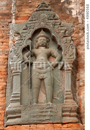World Heritage Site Angkor Ruins · Rory 4990568