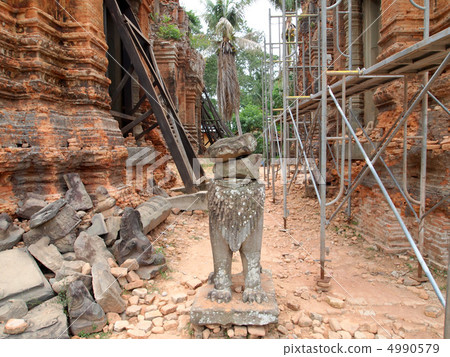 World Heritage Site Angkor Ruins · Rory World Heritage Site Angkor Ruins · Rory 4990579