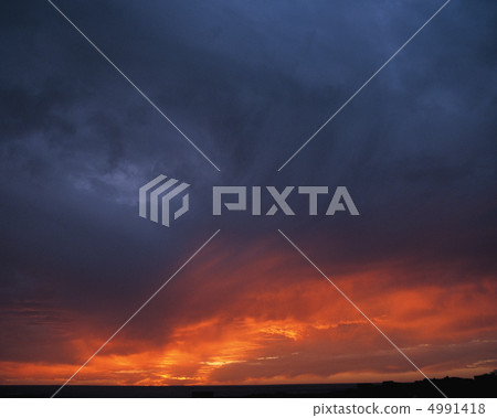 Desert dreamlike Desert dreamlike 4991418