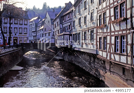 Traditional private house in the Ardennes 4995177