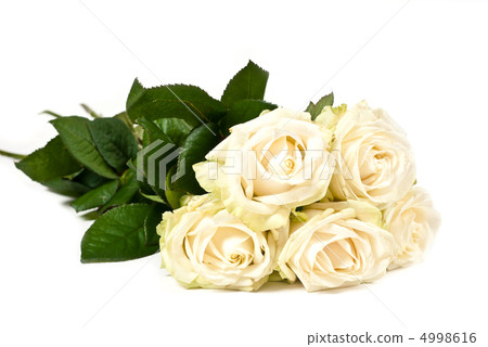 White roses White roses 4998616