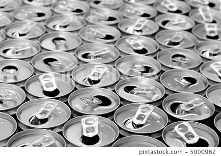 empty cans background 5000962