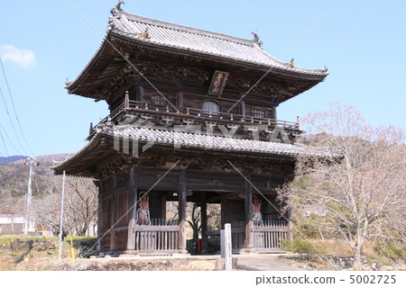 Shikoku Buddha 8th Buddhist temple "Kumagayaji" Niimon gate 5002725