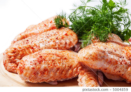 Spicy raw chicken Spicy raw chicken 5004859