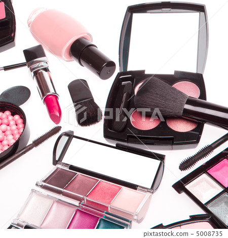 set of cosmetic makeup products set of cosmetic makeup products 5008735