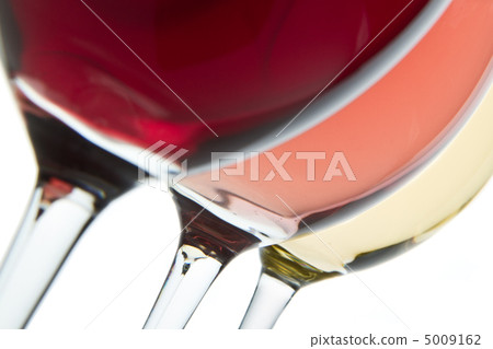 three wine glasses 5009162