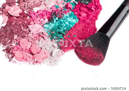 set of multicolor crushed eyeshadows 5009714