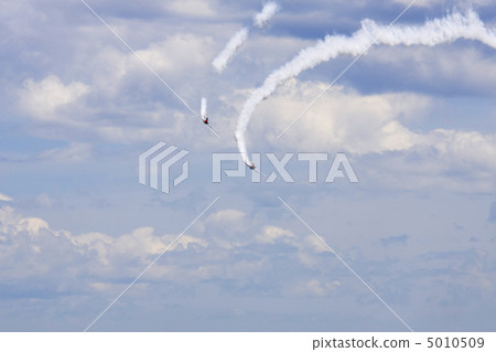 Several planes performing in an air show at Jones Beach Several planes performing in an air show at Jones Beach 5010509
