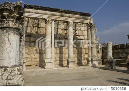 Ruins of the synagoge in Capernaum 5010656