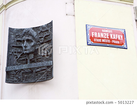 Statue in Prague Statue in Prague 5013227