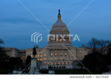 The United States Capitol at night The United States Capitol at night 5013589