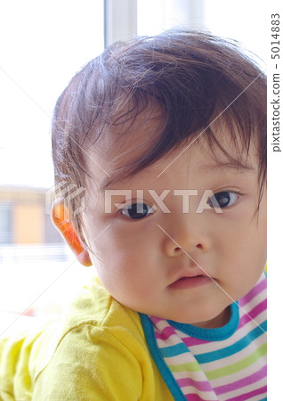11 months 004 5014883