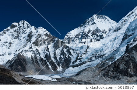 Peaks not far Gorak shep and Everest base camp Peaks not far Gorak shep and Everest base camp 5018897