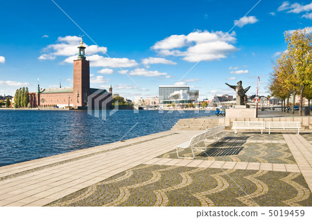 Stockholm city hall and quay in summer Stockholm city hall and quay in summer 5019459