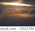 Above the clouds 5023790